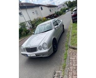 Mercedes-Benz E 240 Gebrauchtwagen