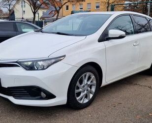 Toyota Auris Gebrauchtwagen
