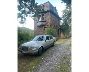 Mercedes-Benz 220 Gebrauchtwagen