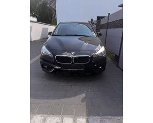 BMW BMW 218d Active Tourer*NAVI*AUTOMATIK* TOP ANGEBOT Gebrauchtwagen