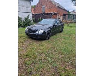 Mercedes-Benz E 200 Gebrauchtwagen