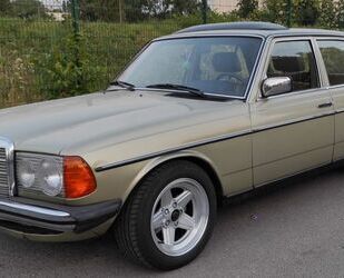 Mercedes-Benz 200 