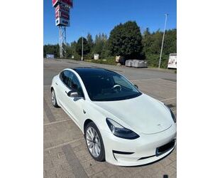 Tesla Model 3 Gebrauchtwagen