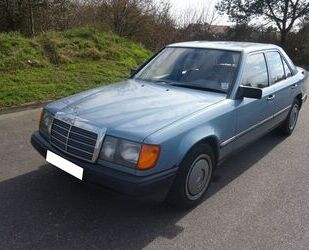 Mercedes-Benz E 230 Gebrauchtwagen