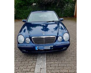 Mercedes-Benz 240 Gebrauchtwagen