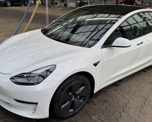 Tesla Model 3 Gebrauchtwagen