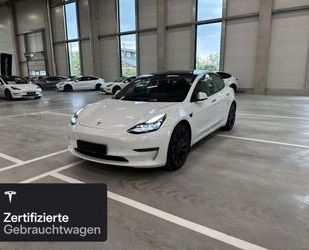 Tesla Model 3 Gebrauchtwagen