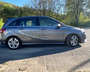 Mercedes-Benz B 220 Gebrauchtwagen