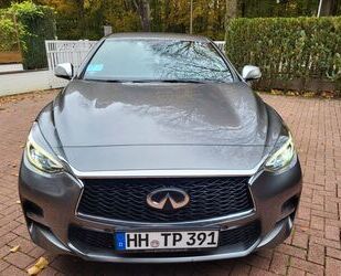 INFINITI Q30 Gebrauchtwagen