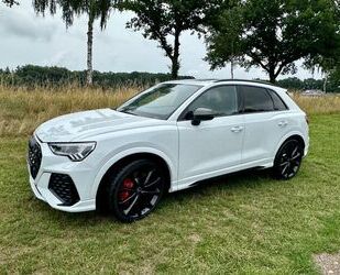 Audi RSQ3 Gebrauchtwagen