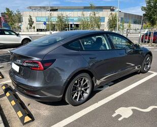 Tesla Model 3 Gebrauchtwagen