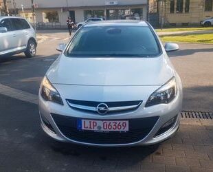 Opel Opel Astra J Lim. 5-trg. Active Gebrauchtwagen