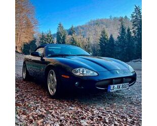 Jaguar XK8 