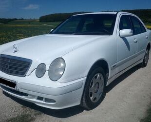 Mercedes-Benz E 200 Gebrauchtwagen