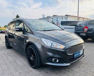 Ford S-Max Gebrauchtwagen