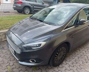 Ford S-Max Gebrauchtwagen