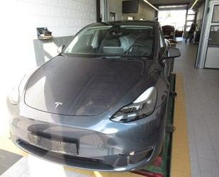 Tesla Model Y Gebrauchtwagen