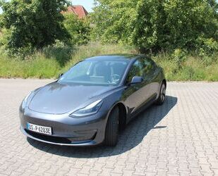 Tesla Model 3 Gebrauchtwagen