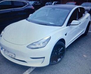 Tesla Model 3 Gebrauchtwagen