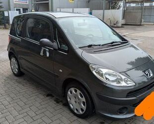 Peugeot 1007 Gebrauchtwagen