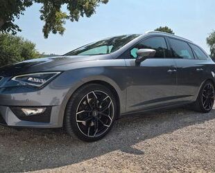 Ford Leon 