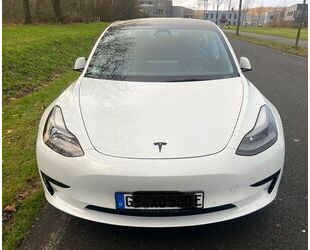 Tesla Model 3 Gebrauchtwagen