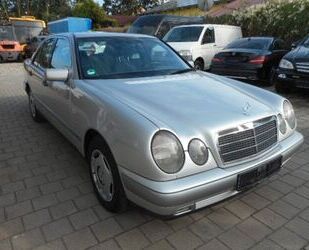 Mercedes-Benz E 290 Gebrauchtwagen