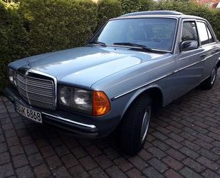 Mercedes-Benz 230 Gebrauchtwagen