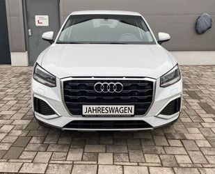 Mercedes-Benz Q2 
