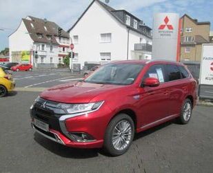 Mitsubishi Plug-in Hybrid Outlander Gebrauchtwagen