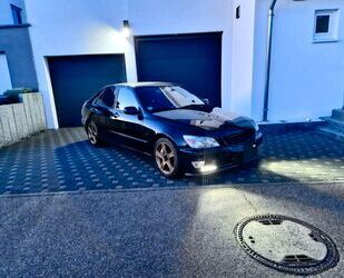 Lexus IS 200 Gebrauchtwagen