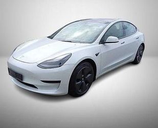 Tesla Model 3 Gebrauchtwagen