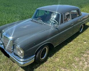 Mercedes-Benz 220 Gebrauchtwagen
