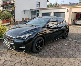 INFINITI Q30 Gebrauchtwagen