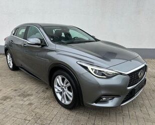 INFINITI Q30 Gebrauchtwagen