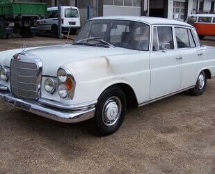Mercedes-Benz 230 Gebrauchtwagen