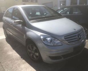 Mercedes-Benz B 180 Gebrauchtwagen