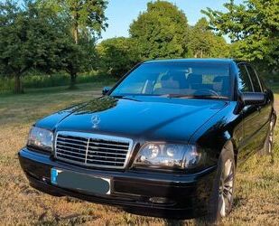 Mercedes-Benz C 180 Gebrauchtwagen