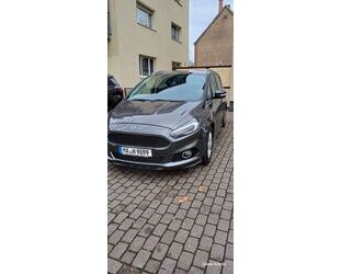 Ford S-Max Gebrauchtwagen