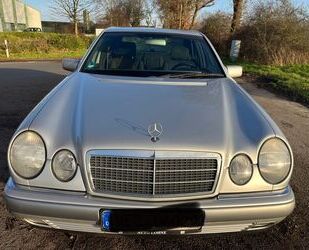 Mercedes-Benz E 200 Gebrauchtwagen