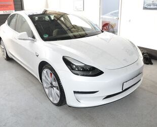 Tesla Model 3 Gebrauchtwagen