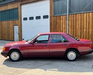 Mercedes-Benz E 200 Gebrauchtwagen