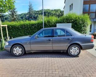 Mercedes-Benz C 180 Gebrauchtwagen