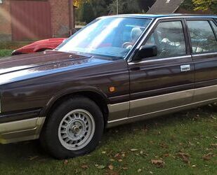 Nissan Laurel Gebrauchtwagen