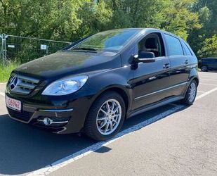 Mercedes-Benz B 180 Gebrauchtwagen