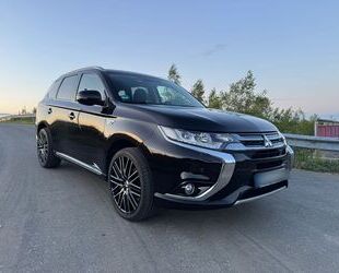 Mitsubishi Plug-in Hybrid Outlander Gebrauchtwagen