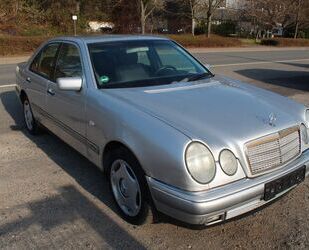 Mercedes-Benz E 240 Gebrauchtwagen