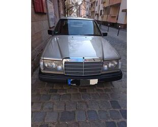 Mercedes-Benz E 260 Gebrauchtwagen