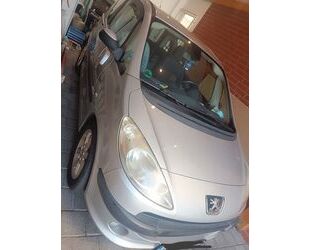 Peugeot 1007 Gebrauchtwagen