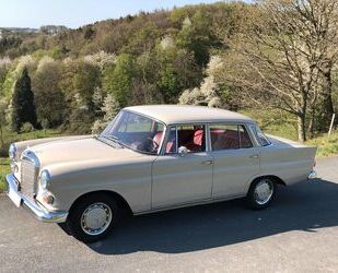 Mercedes-Benz 200 Gebrauchtwagen